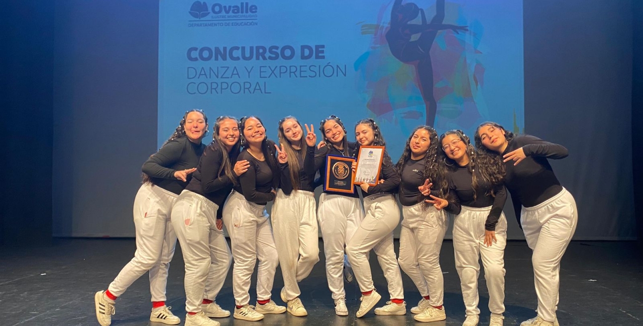 Alumnas del colegio Santa María Eufrasia ganan primer lugar en Concurso de Danza y Expresión Corporal